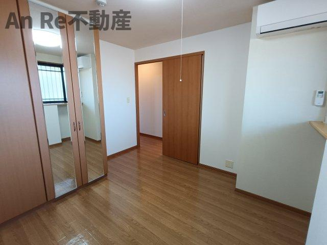 川口市大字西立野の賃貸マンションの寝室