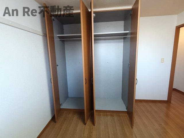 川口市大字西立野の賃貸マンションの収納