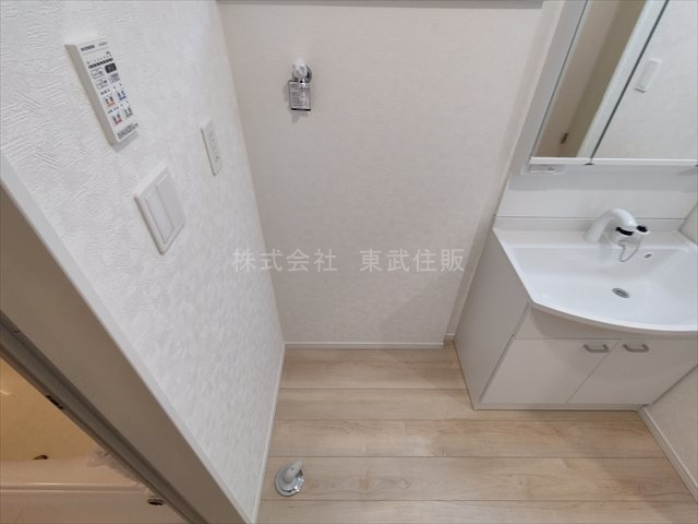 【ランドリースペース】 | 狭山市柏原第１３　全３棟　3号棟 | ランドリースペース