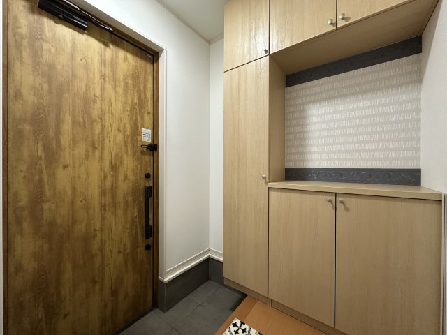 神戸市須磨区北落合４丁目戸建の玄関