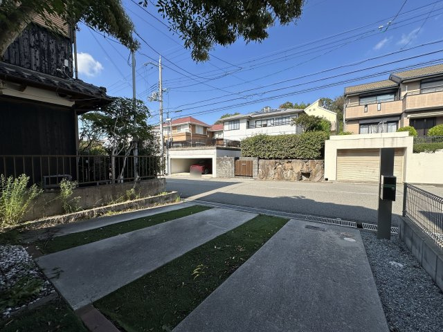神戸市須磨区北落合４丁目戸建の駐車場