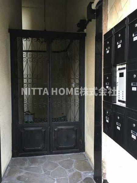 EVANSのエントランス|オートロックがついていて安心ですね◇