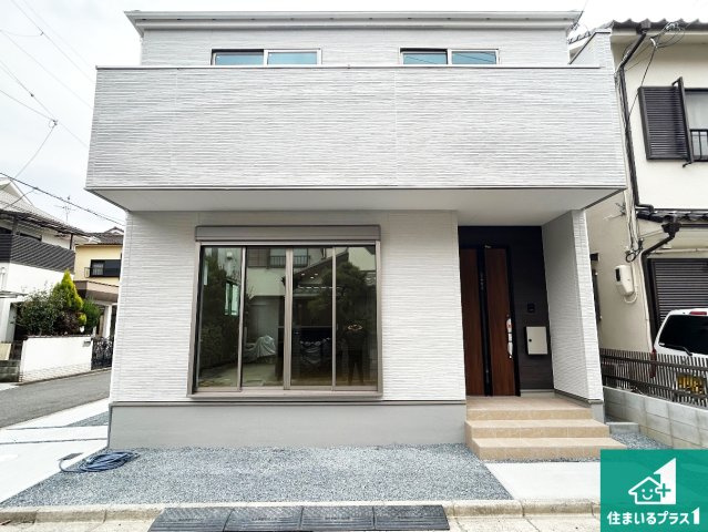 藤井寺市小山　第1期　新築一戸建ての外観|周辺は落ち着いた街並みの住宅地！子育てがしやすい住環境です！まだ未完成ですが、現地でしかわからない事もございます。是非一度ご覧ください。