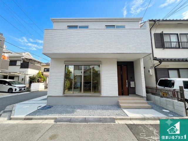 5(土)6(日)現地説明会！◆藤井寺市小山　限定1邸の外観|安心の10年保証！外観を美しく保ち、雨水で汚れを落とします！気になることがありましたら、お気軽にお問い合わせください！