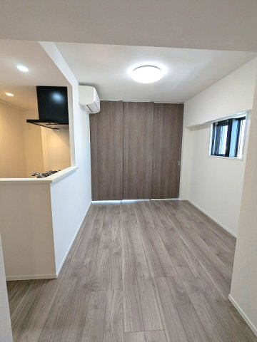 S-RESIDENCE ASAKUSA ディバースの設備|リビングにエアコン・照明・収納付き、カウンターキッチン、角部屋、インターネットWi-Fi無料、ペット可