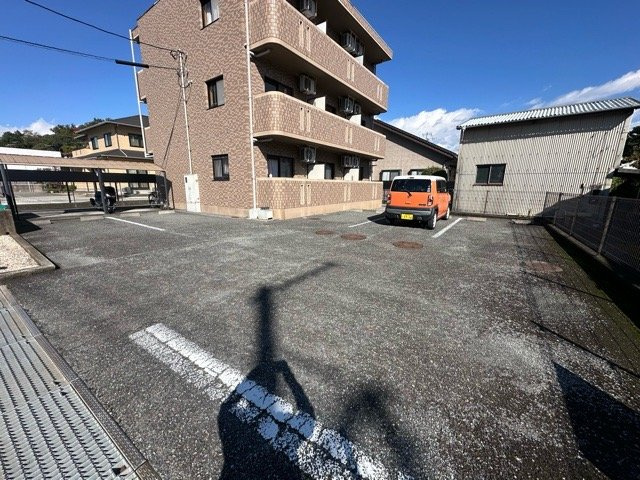 エトワールの駐車場