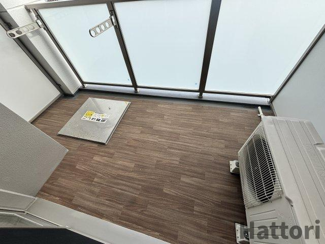 スペーシア江坂広芝町のバルコニー