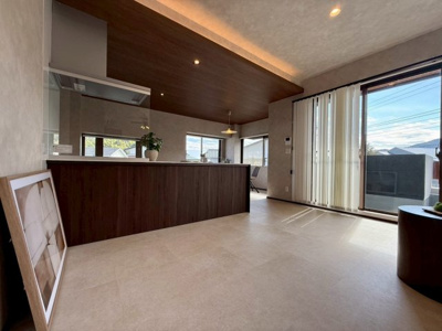 【居間・リビング】 | 伊東市宇佐美RC戸建