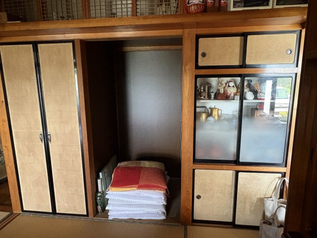 中郷町石岡 中古一戸建ての収納