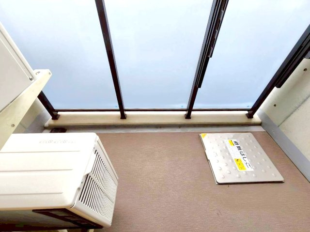 【バルコニー】