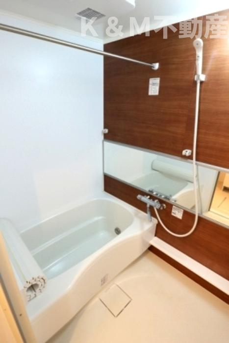 エクセレントヒルⅡ棟の浴室|きれいなお風呂です