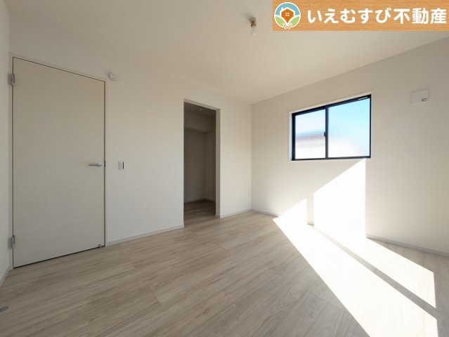 Zut PLUS　比企郡嵐山町15期の洋室