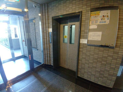 【ロビー】 | ハーティ忍ケ丘 | もちろんエレベーターがございます