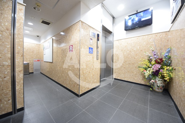 ディオレクレスト東心斎橋のロビー|ディオレクレスト東心斎橋　ロビー