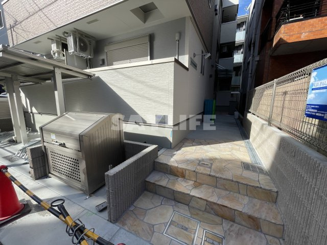 フジパレス中央長田Ⅱ番館のエントランス