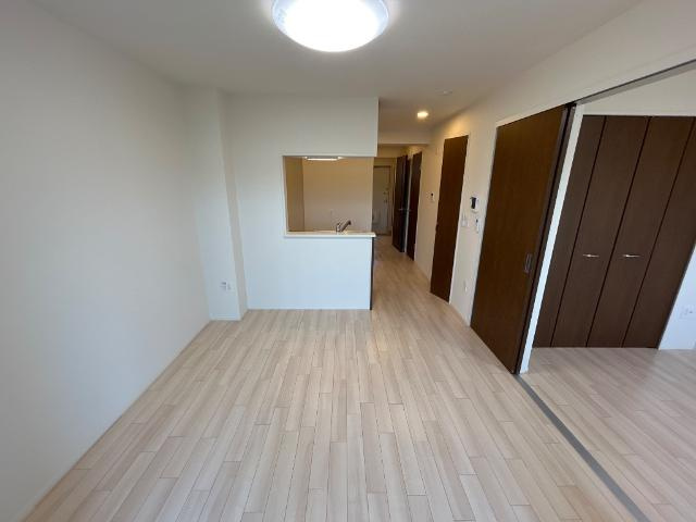 三木市末広２丁目のアパートの居間・リビング|リビング