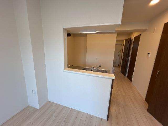 三木市末広２丁目のアパートのキッチン|カウンターキッチン