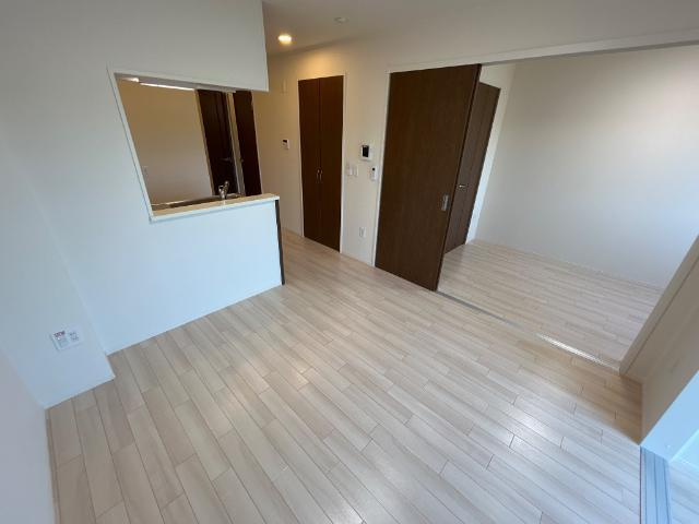 三木市末広２丁目のアパートの内装|リビング