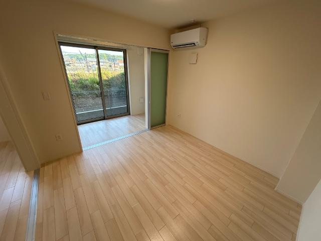 三木市末広２丁目のアパートの居間・リビング|リビング