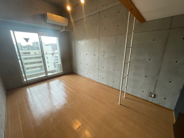 【居間・リビング】