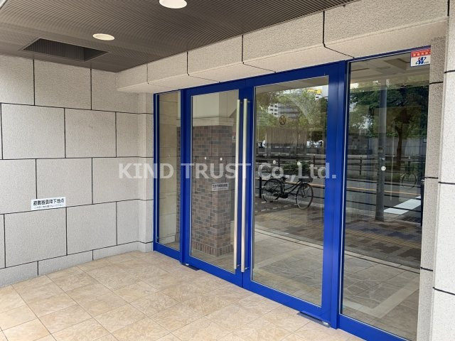 エステムプラザ梅田扇町公園パークランドのエントランス|清潔なエントランスです