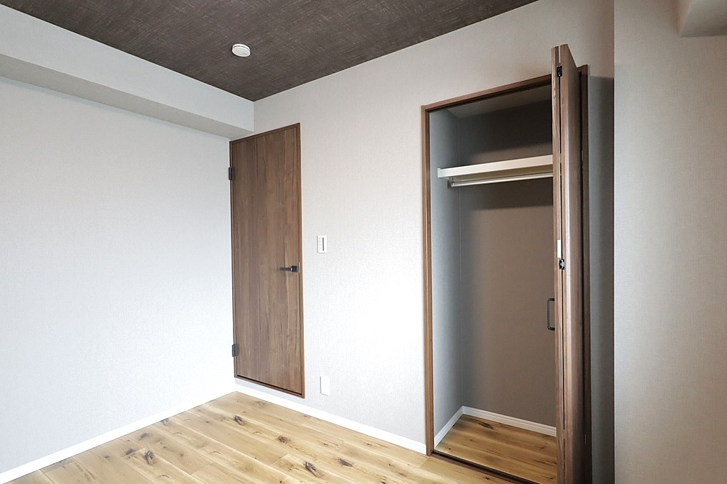 藤和ライブタウン立花の洋室|-洋室4.4帖-
全居室収納有◎