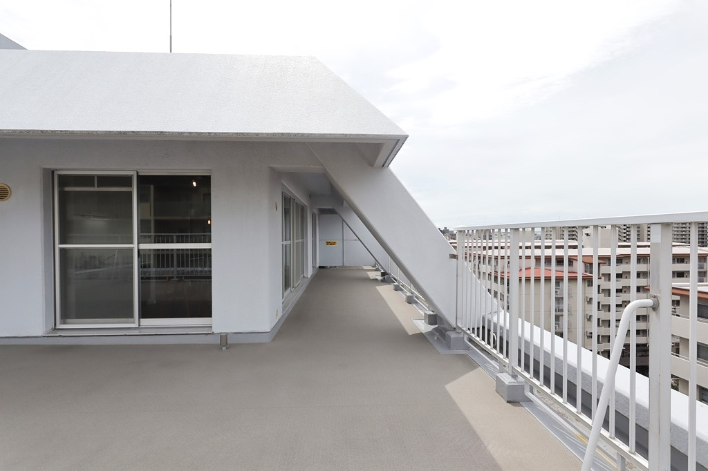 藤和ライブタウン立花のバルコニー|ルーフバルコニー（69.72㎡）
使用料：月額1320円