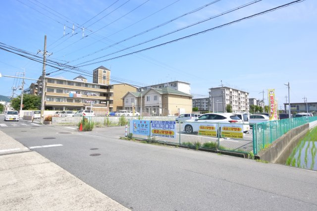 東九条大西モータープールの外観