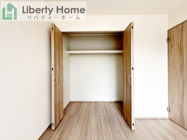 牛久市神谷2丁目　新築戸建の収納