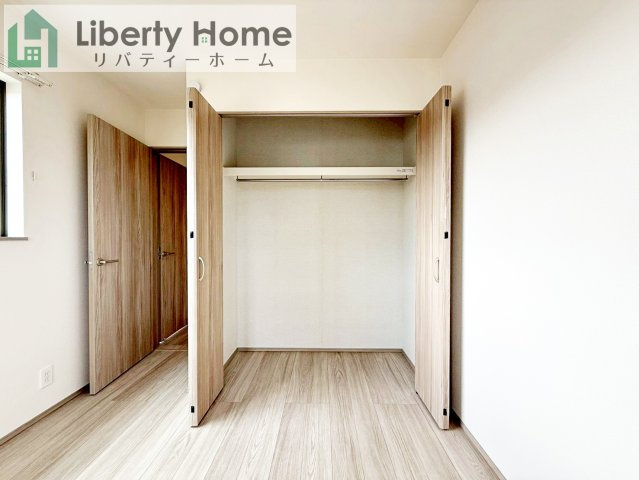 牛久市神谷2丁目　新築戸建の収納