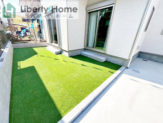 牛久市神谷2丁目　新築戸建の庭