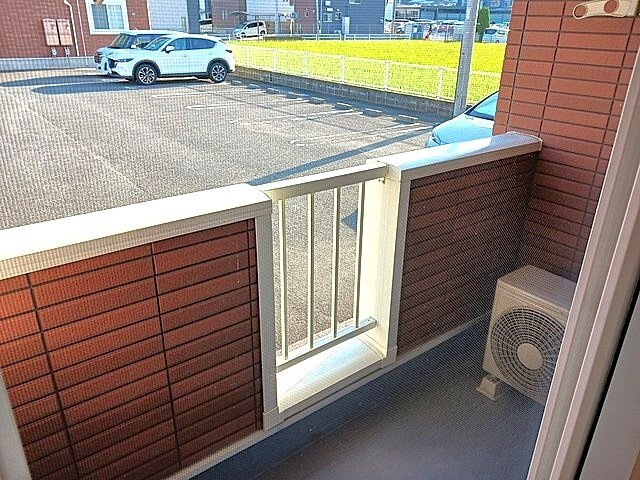 ボヌールエスパスⅡ番館のバルコニー|陽当たり良好なバルコニーです