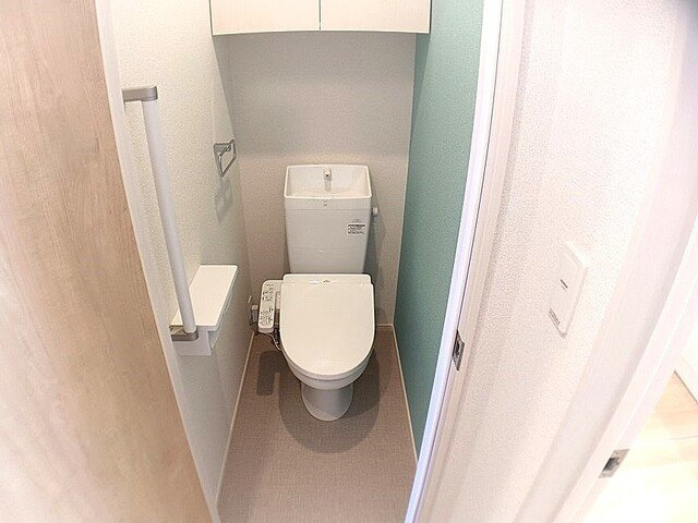 レジデンス唐津　Ⅰのトイレ|ゆったりとした空間のトイレです