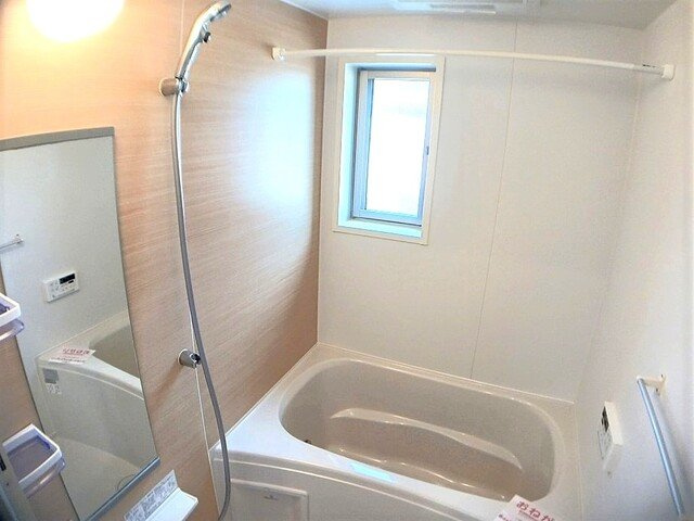 サンライズ　Ｂの浴室|お風呂で日々の疲れを落としましょう