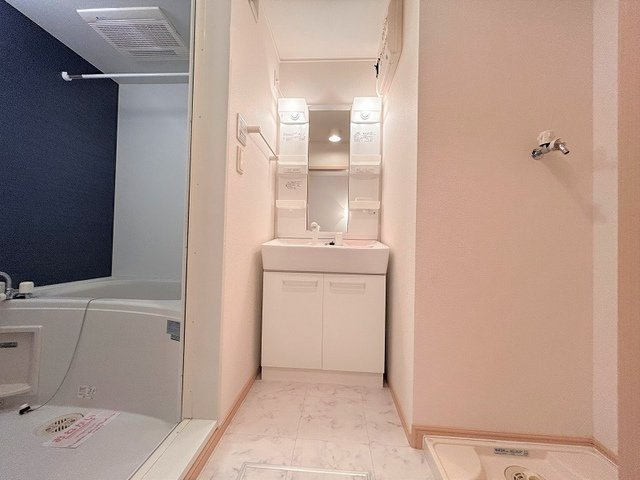 コットン　アベニュー　Ｂの洗面所|忙しい朝には欠かせない洗面所です