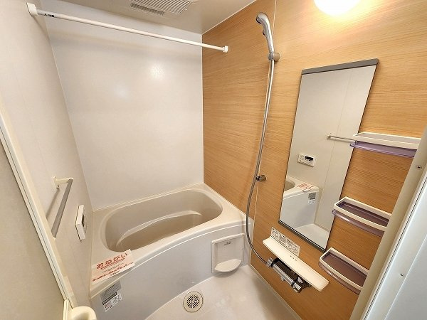 サニーガーデンⅠの浴室|日々の暮らしに欠かせないお風呂です