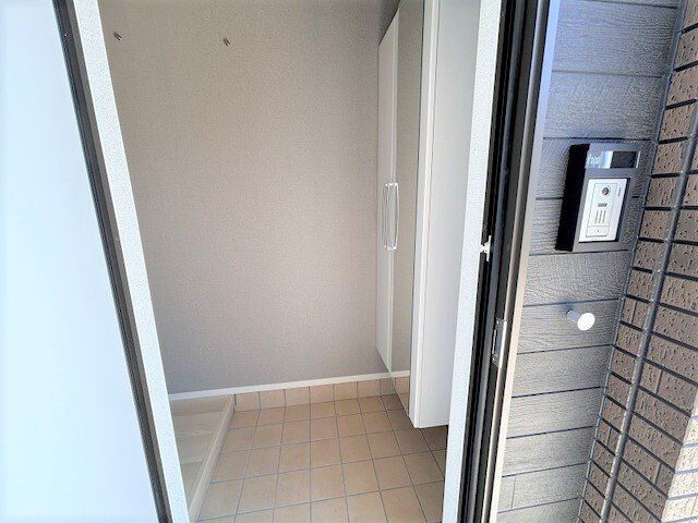 ウィンズ・ウエスト　Ⅰの玄関|玄関です