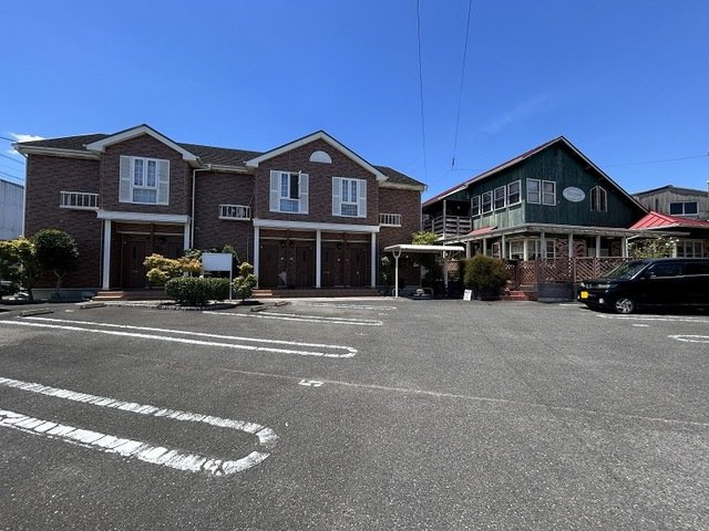 キャトルセゾンＡの駐車場|カースペースがあります