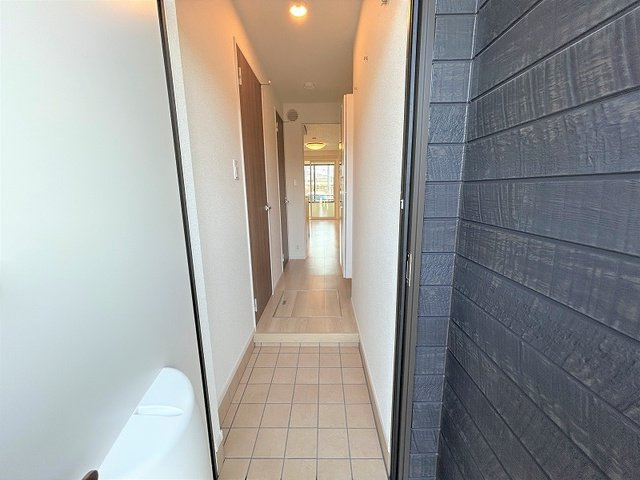 ホーリープレイス唐津　Ⅰの玄関|落ち着いた玄関です