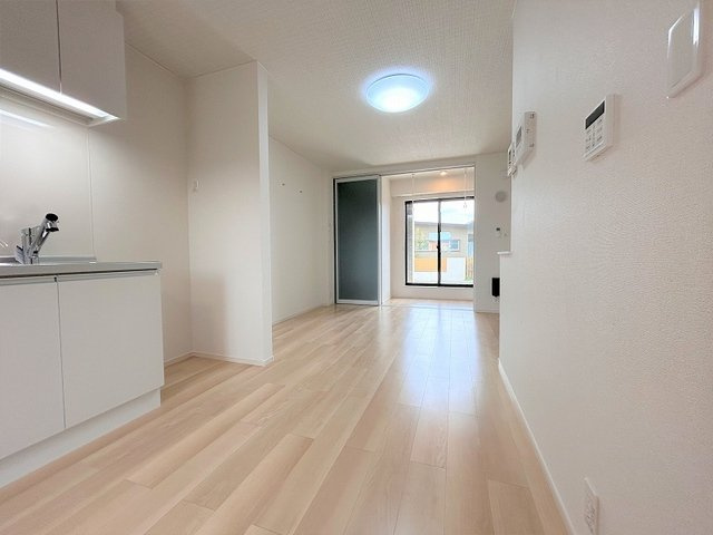 スモールウッズタウン　レクスⅡの居間・リビング|ゆったり過ごせる居間です