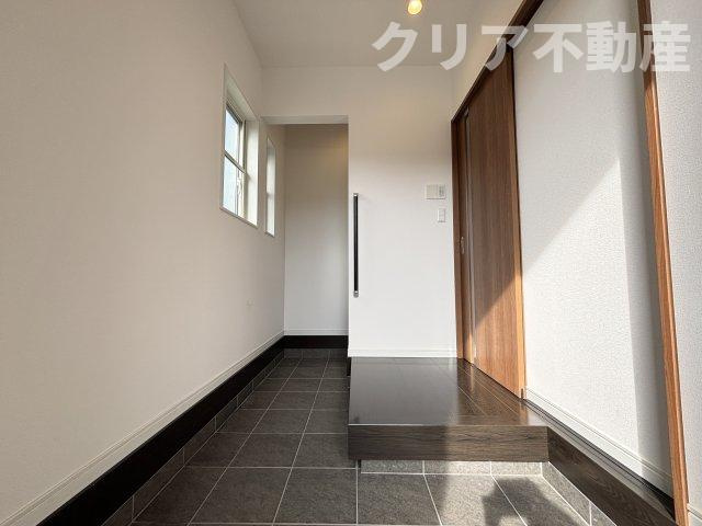 【玄関】 | 高崎市吉井町吉井　中古住宅