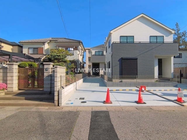 草加市稲荷4丁目 新築分譲住宅 全2棟 A号棟の外観