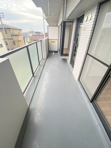 サンライフ吉川　のバルコニー|東向きバルコニー