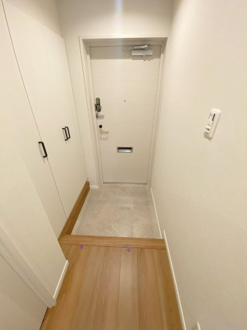 サンライフ吉川　の玄関|トールタイプのシューズボックスでたっぷり収納出来ます