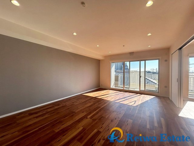 藤和ハイタウン湘南茅ヶ崎の居間・リビング