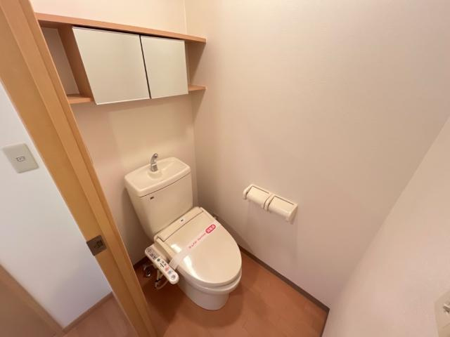 ミストラルⅠのトイレ|シャワー付トイレ