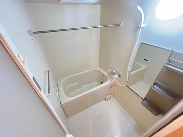 ミストラルⅠの浴室|バス