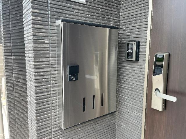 ロータスコートⅡのその他|戸別宅配ボックス