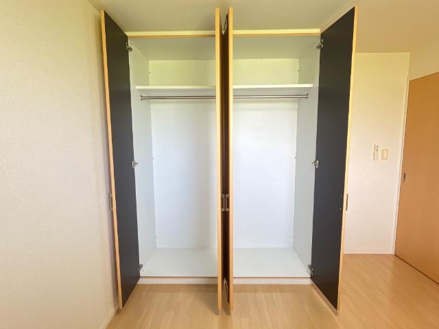 グリーンガーデンの収納|クローゼット