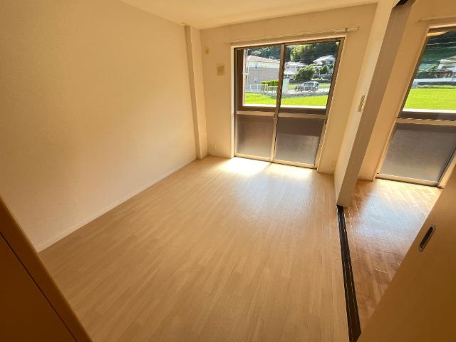 グリーンガーデンの内装|洋室